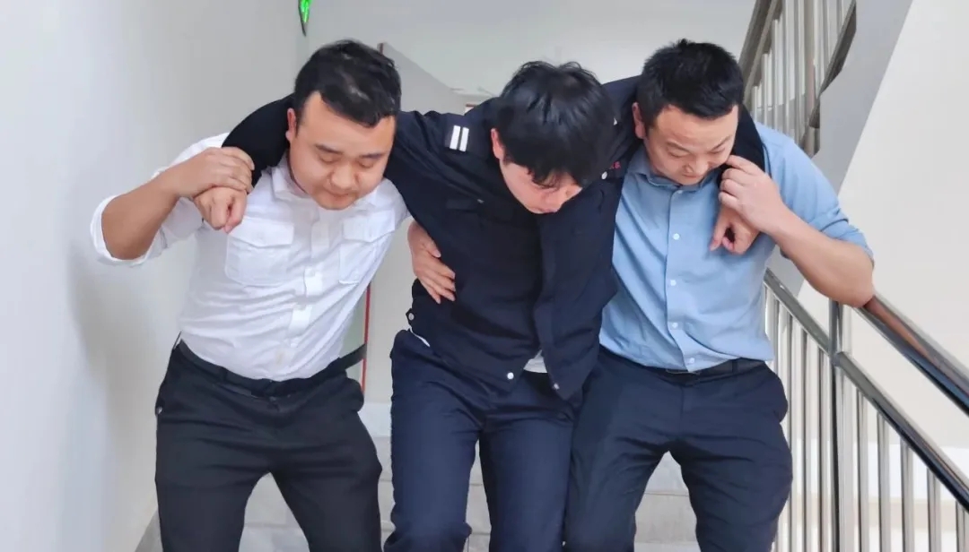 1716974805784284.jpg 640.webp (2).jpg