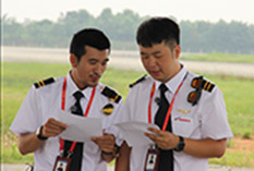 海航航校與遼寧衛(wèi)視合作拍攝《沖上云霄》