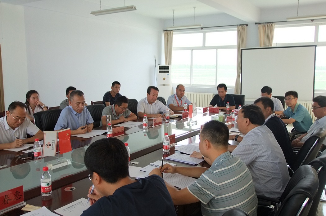 寧夏通用航空安全運(yùn)行工作交流座談會(huì)在海航航校中衛(wèi)基地順利舉行